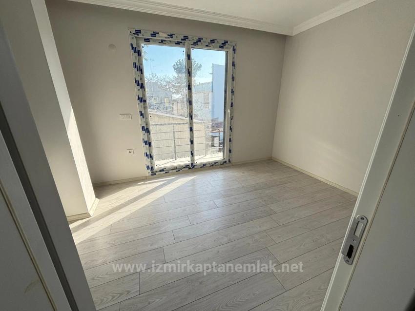 New Construction 2+1 Licensed Villa For Sale With Garden In Seferihisar Payamlı