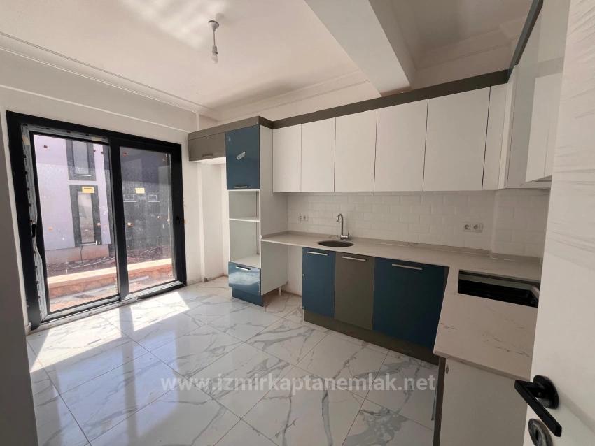 Brand New 2+1 Villa For Sale With Large Garden In Seferihisar Kavakdere