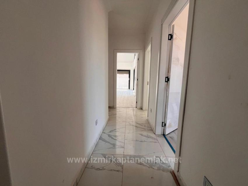 Brand New 2+1 Villa For Sale With Large Garden In Seferihisar Kavakdere