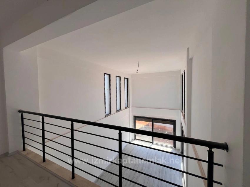 Brand New 2+1 Villa For Sale With Large Garden In Seferihisar Kavakdere