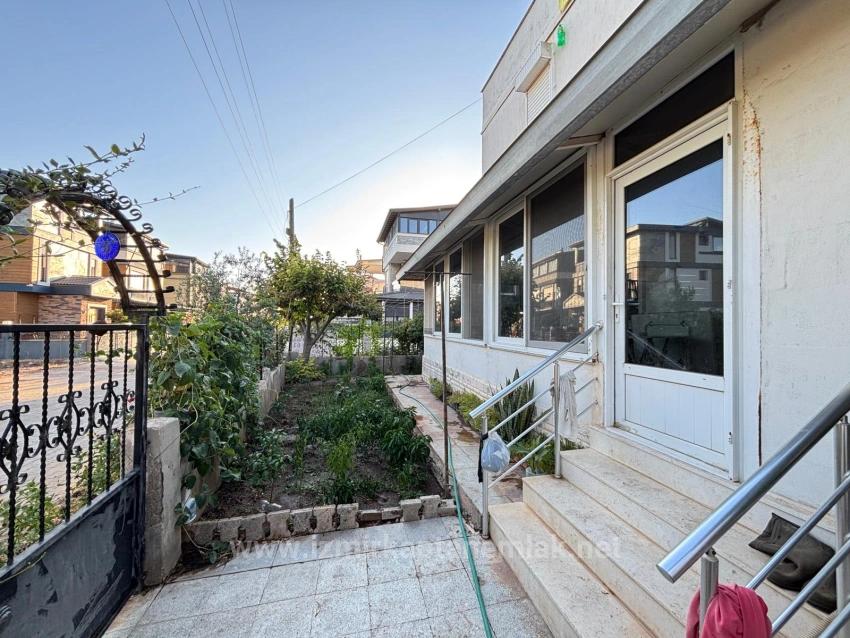 4+1 Villa For Sale In Seferihisar Ürkmez, 100M From The Beach