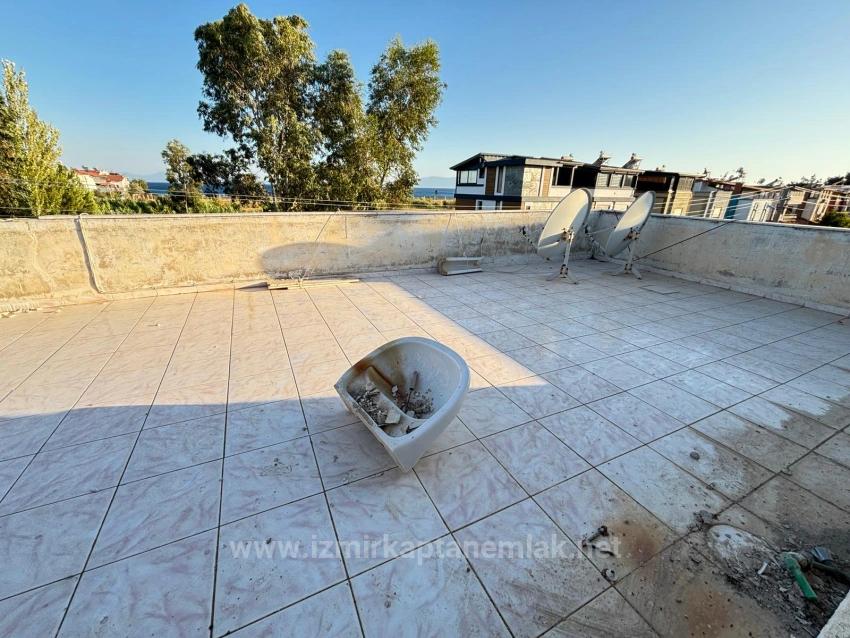 4+1 Villa For Sale In Seferihisar Ürkmez, 100M From The Beach