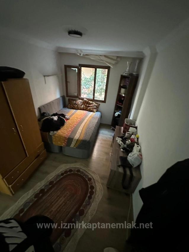 2+1 Apartment For Sale In Seferihisar Ürkmez, 300M From The Beach With Garden