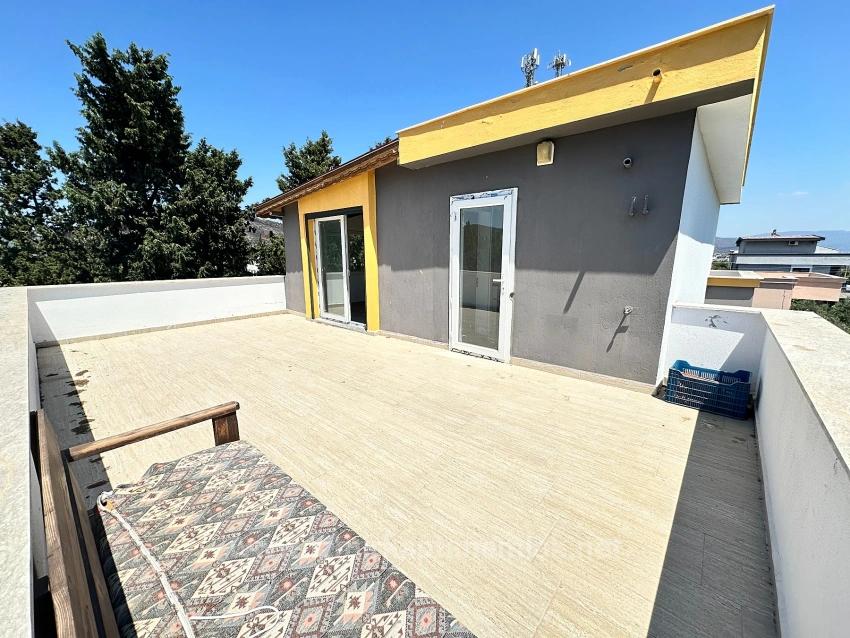 Spacious 3+1 Villa For Sale With A Large Garden In Seferihisar Cumhuriyet Neighborhood