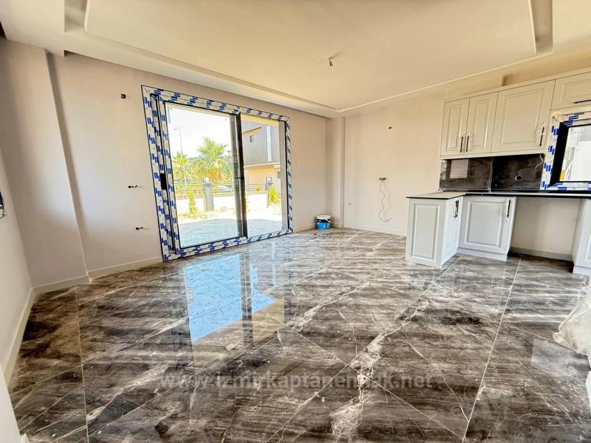 2+1 Villa With Independent Garden For Sale In Seferihisar Doğanbey