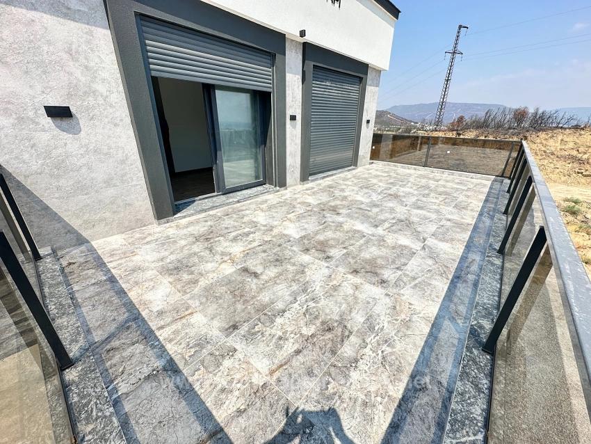 Independent, Quality New 4+1 Villa For Sale Within 287M2 In Seferihisar Doğanbey