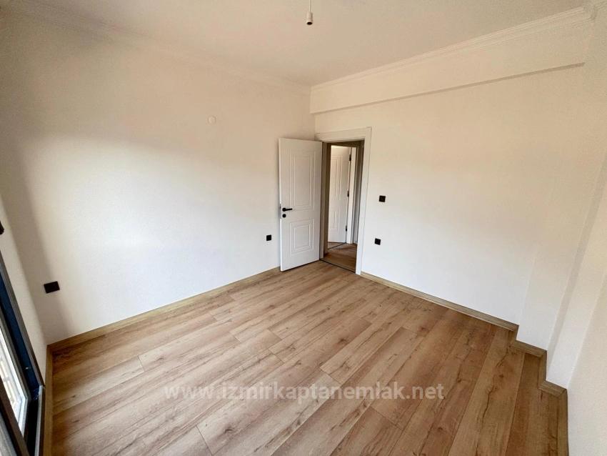 2+1 Villa With Detached Entrance And Garden For Sale In Seferihisar Payamlı