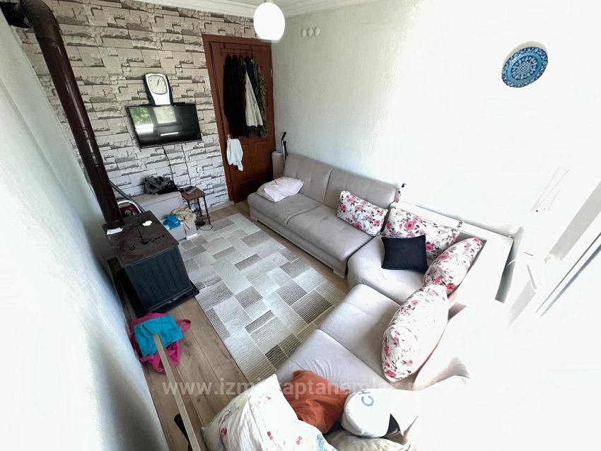 2+1 Apartment For Sale In Seferihisar Ürkmez, Middle Floor, Front Facade, 450M From The Beach