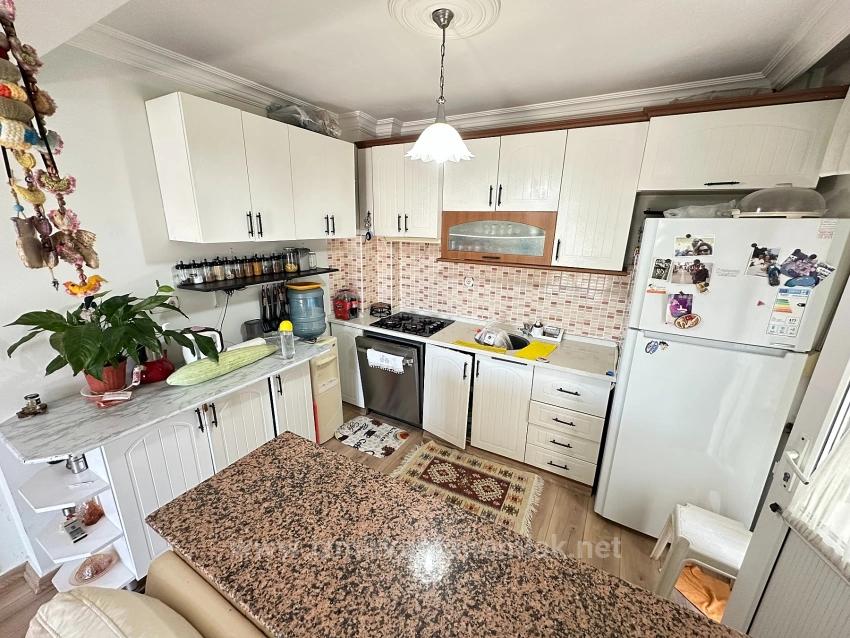 2+1 Apartment For Sale In Seferihisar Ürkmez, Middle Floor, Front Facade, 450M From The Beach