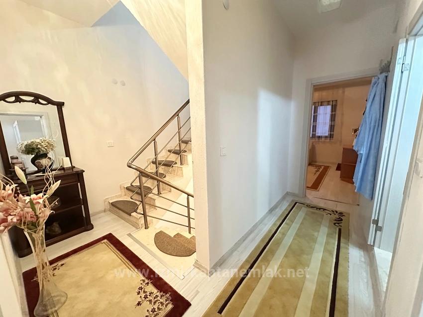 4+1 Triplex With Separate Kitchen For Sale In Seferihisar Ürkmez, 300M From The Beach