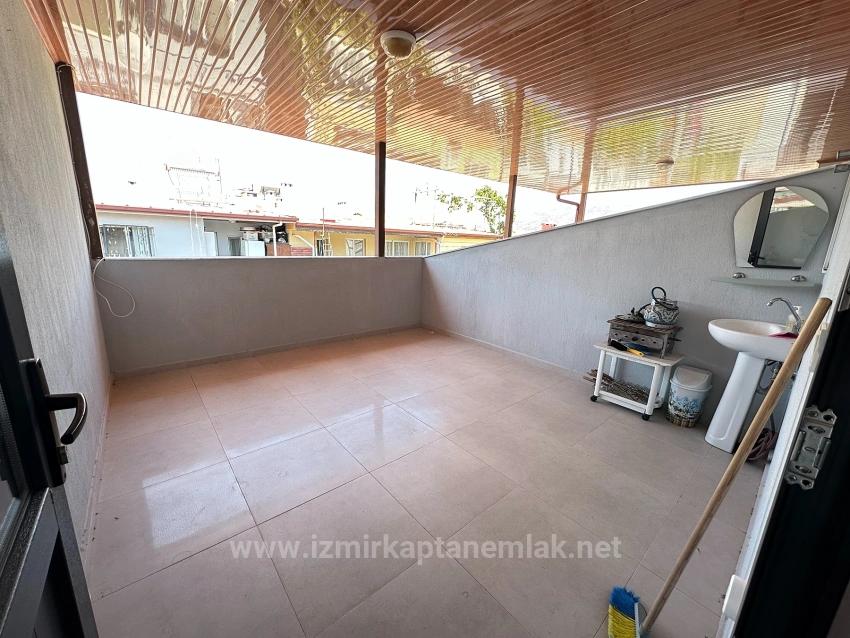 4+1 Triplex With Separate Kitchen For Sale In Seferihisar Ürkmez, 300M From The Beach