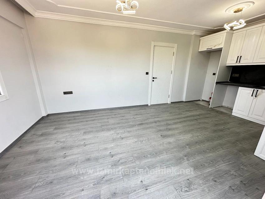 Spacious 2+1 Flat For Sale In Seferihisar Ürkmez Center, Brand New Construction