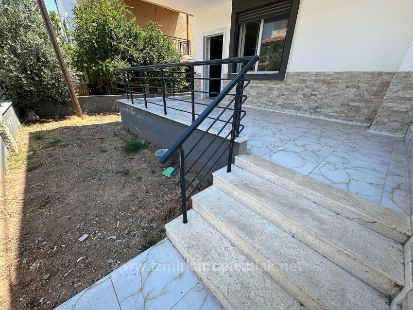 Brand New 3+1 Villa For Sale With Large Garden, 500M From The Beach In Seferihisar Doğanbey