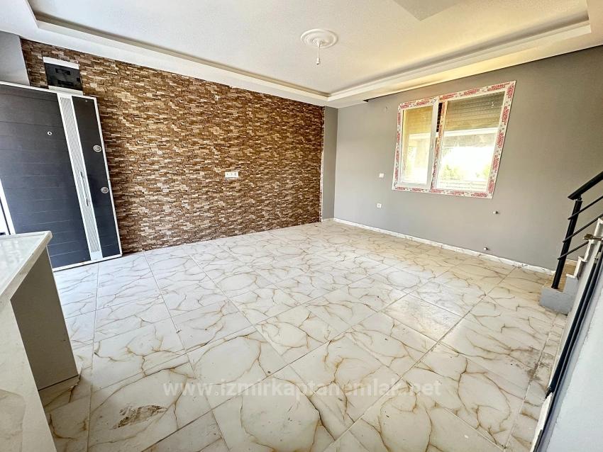 Brand New 3+1 Villa For Sale With Large Garden, 500M From The Beach In Seferihisar Doğanbey