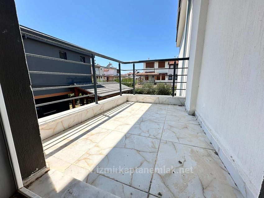 Brand New 3+1 Villa For Sale With Large Garden, 500M From The Beach In Seferihisar Doğanbey