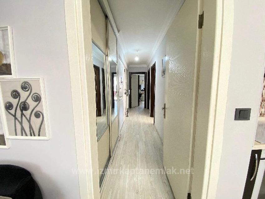 2+1 Apartment For Sale In Seferihisar Ürkmez Bengiler, Convenient 2Nd Floor, Clean