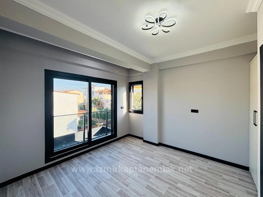 210M2 Independent Luxury Garden 3+1 Villa For Sale In Seferihisar Doğanbey