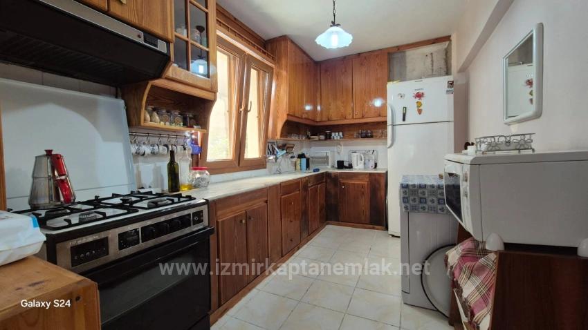 4+1 Villa With Garden For Rent On Havacılar Beach In Doğanbey, Seferihisar