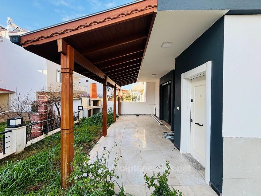 3+1 Villa With Large Garden For Sale In Seferihisar Doğanbey