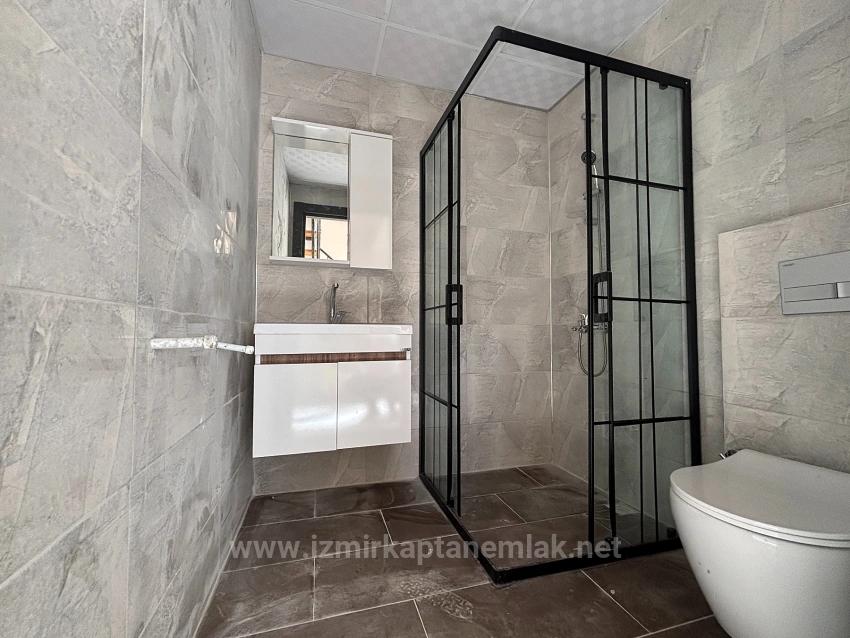 2+2 Duplex Flat For Sale In Menderes Gümüldür Fevzi Çakmak