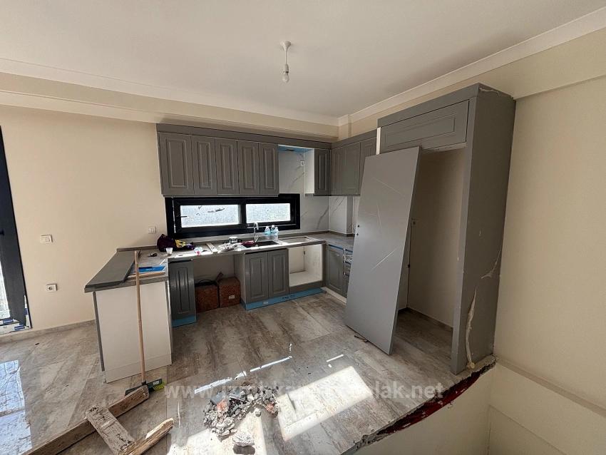 2+1 Reverse Duplex Apartment In Izmir Seferihisar Çolak İbrahim
