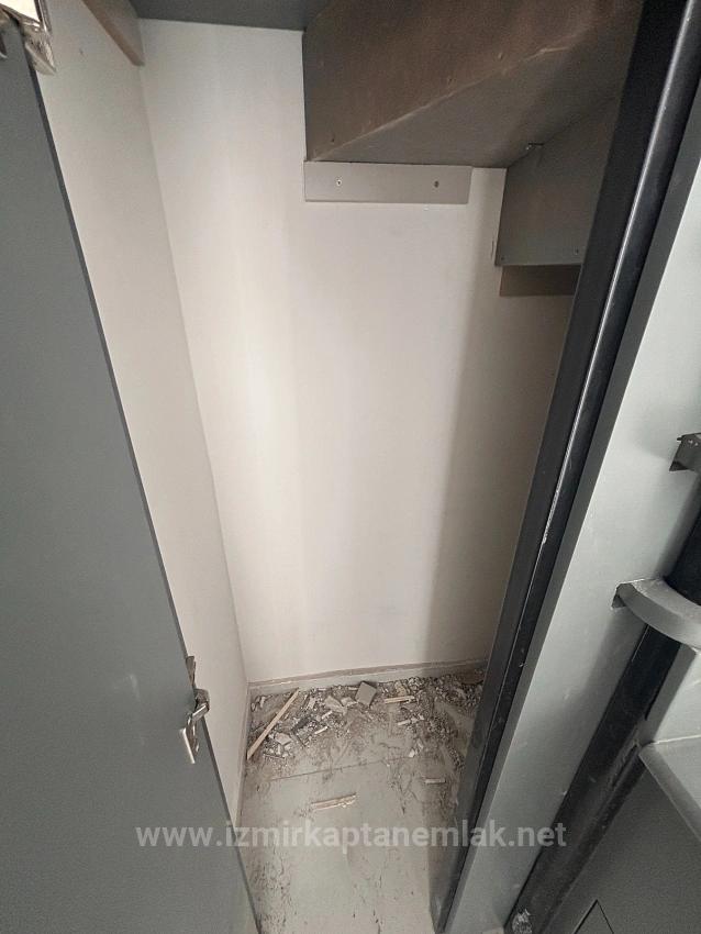 2+1 Reverse Duplex Apartment In Izmir Seferihisar Çolak İbrahim