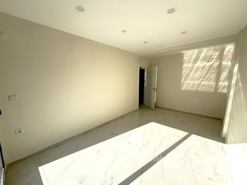 2+1 Reverse Duplex Apartment In Izmir Seferihisar Çolak İbrahim