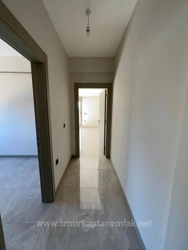 2+1 Ground Floor Flat With Large Garden In Seferihisar Çolakibrahim, Izmir