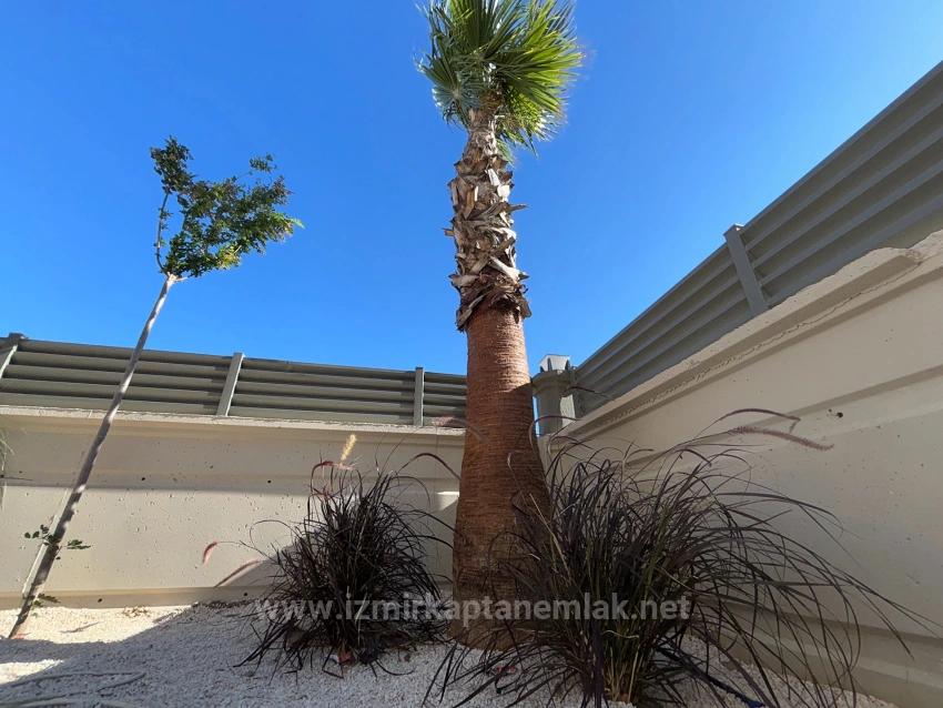 2+1 Ground Floor Flat With Large Garden In Seferihisar Çolakibrahim, Izmir