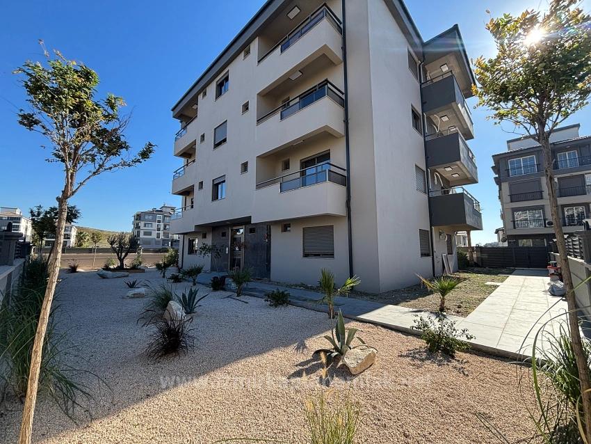 1+1 Ground Floor Garden Flat In Izmir Seferihisar Çolakibrahim