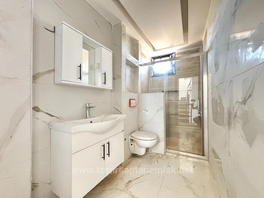 2+1 Triplex Summer Villa On The Sea Side In İzmir Seferihisar Cumhuriyet