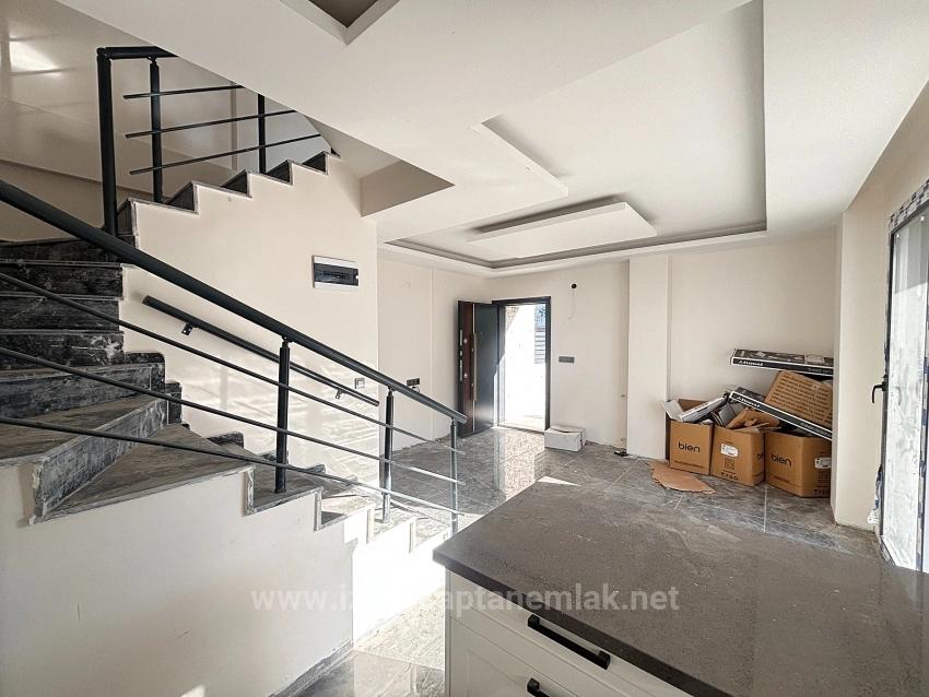 2+1 Villa For Sale 600 Meters From The Sea In Ürkmez, Seferihisar, Izmir