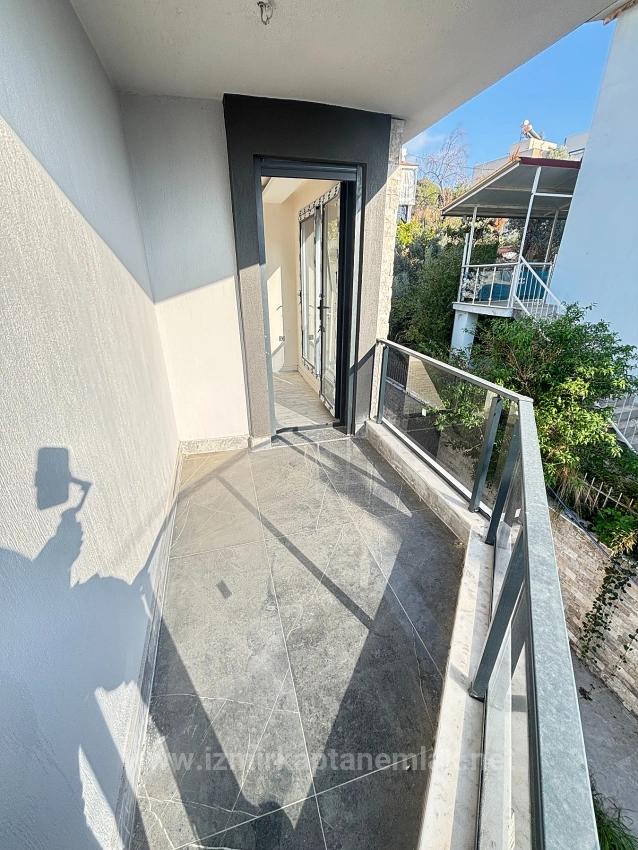 2+1 Villa For Sale 600 Meters From The Sea In Ürkmez, Seferihisar, Izmir