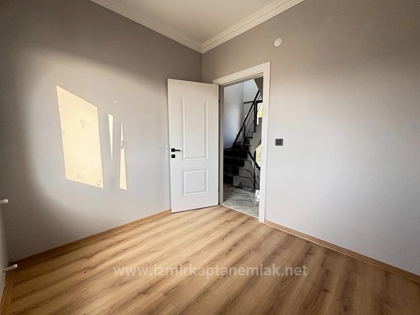 3+1 Detached Villa For Sale In İzmir Seferihisar Ürkmez, 1100 Meters From The Sea