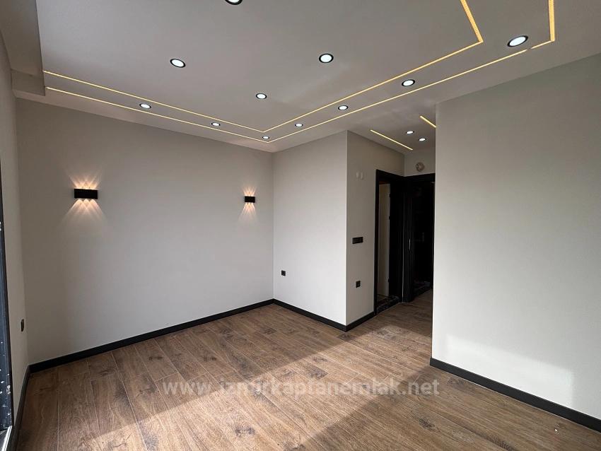 Ultra Luxury 4+1 Triplex Villa With Detached Large Garden In İzmir Seferihisar Doğanbey