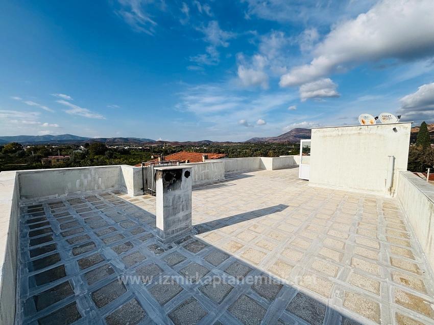 2+1 Flat For Sale In Izmir Seferihisar Mersinalanı Neighborhood