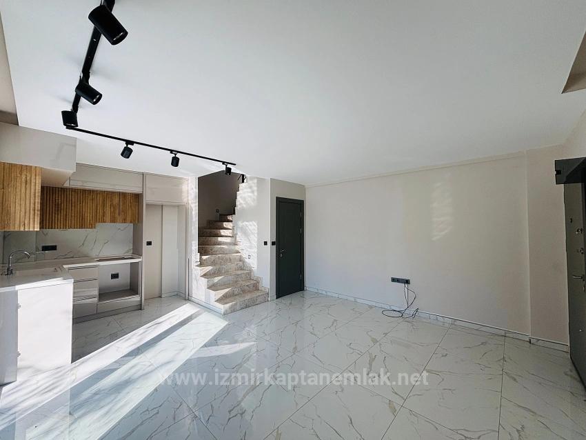 3+1 Triplex Villa With Separate Title Deed, Right On The Seafront In Atatürk Neighborhood, Seferihisar, İzmir