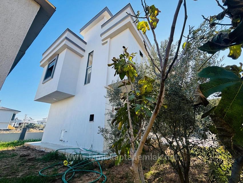 3+1 Detached Duplex Villa With En-Suite Bathroom In Payamlı Neighborhood, Seferihisar, Izmir