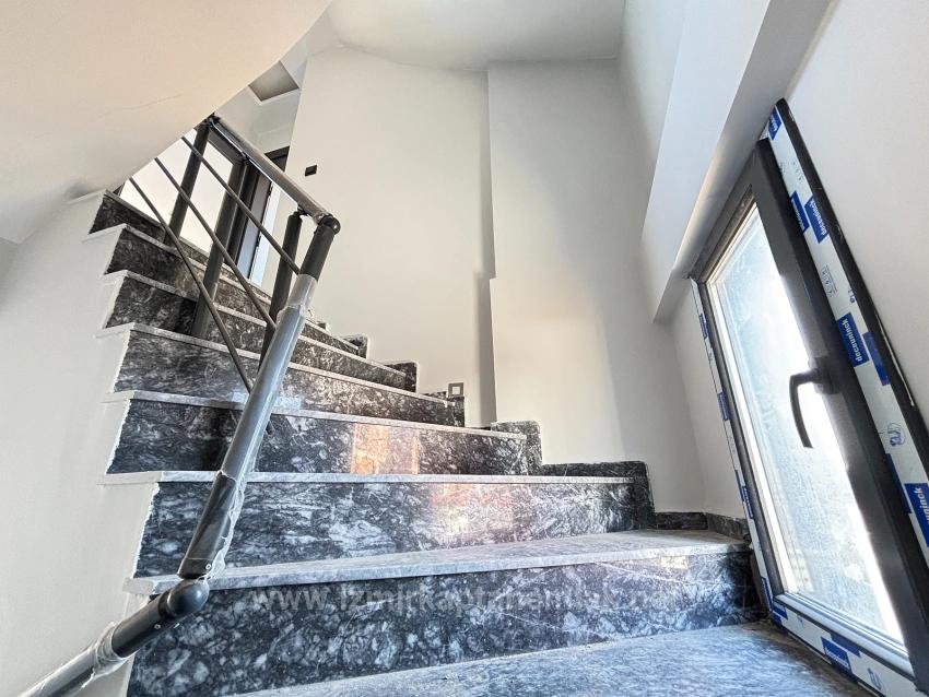 Beautifully Located 3+1 Triplex Summer Villa In Cumhuriyet, Seferihisar, Izmir.