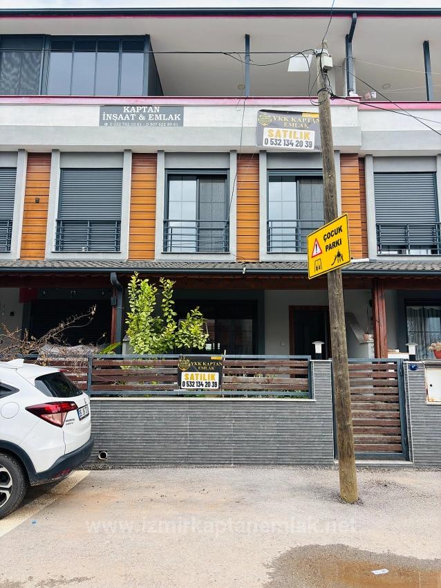 Spacious 3+1 Villa For Sale In Seferihisar Doğanbey Payamlı