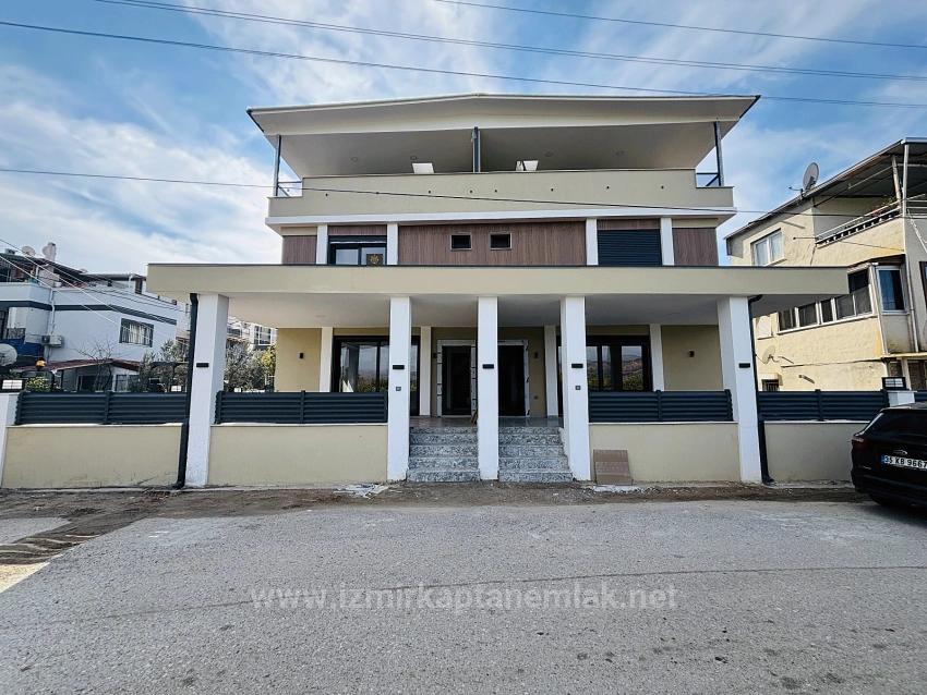 3+1 Villa For Sale In Payamlı Neighborhood, Seferihisar, İzmir