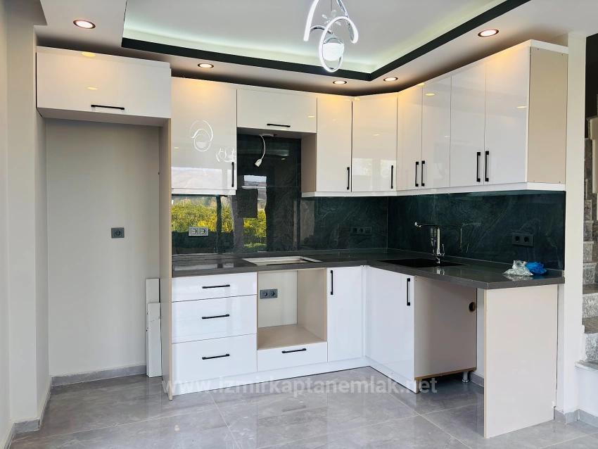 3+1 Villa For Sale In Payamlı Neighborhood, Seferihisar, İzmir