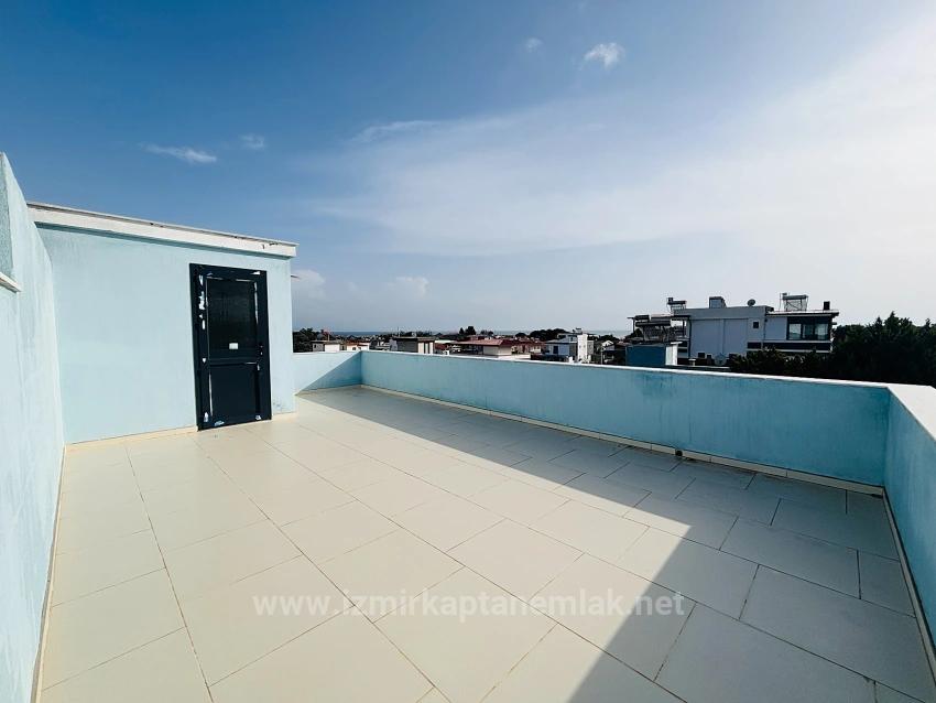 2+1 Villa With Spacious Garden For Sale In Atatürk Neighborhood, Seferihisar, İzmir