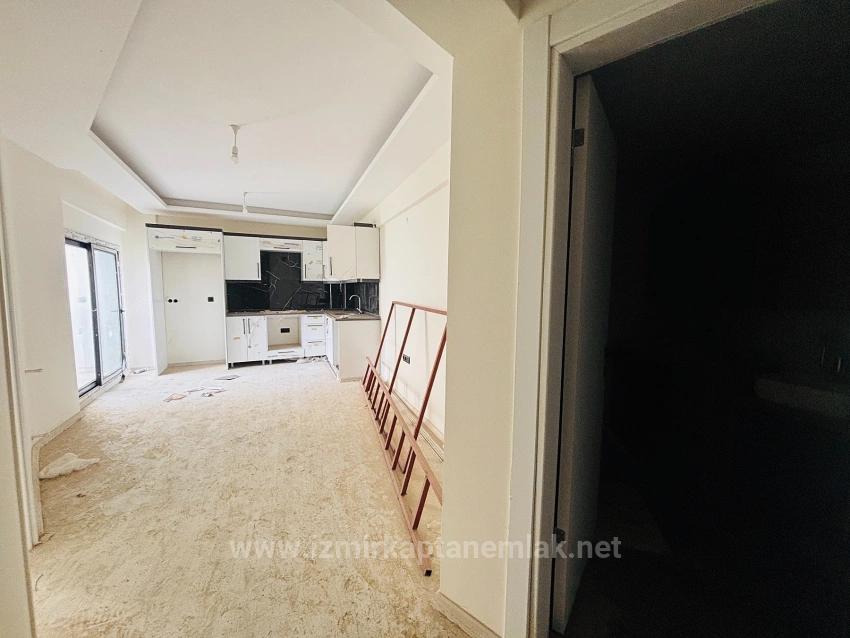 1+1 Apartment In Turabiye Neighborhood, Seferihisar, Izmir