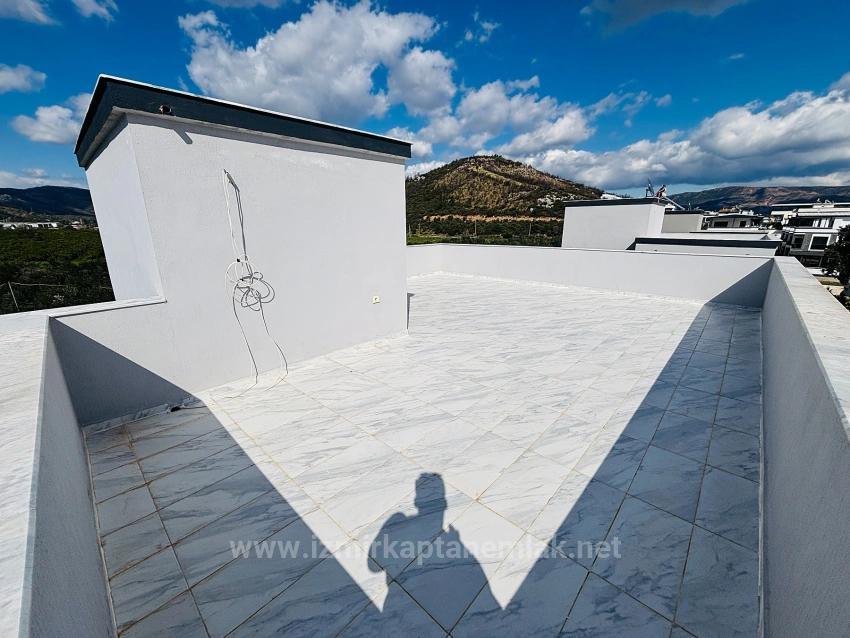  Detached 3+1 Villa For Sale In Seferihisar Cumhuriyet, Izmir