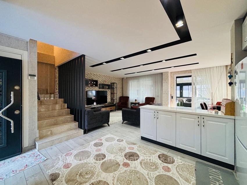 3+1 Villa With Pool For Sale In Izmir Seferihisar Cumhuriyet District