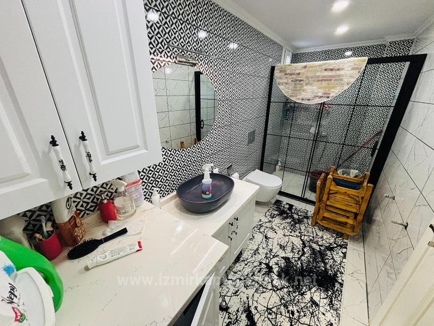 3+1 Villa With Pool For Sale In Izmir Seferihisar Cumhuriyet District