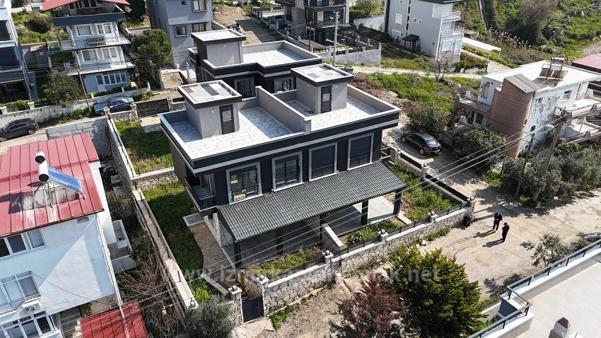 Sea View, Natural Gas Heated, 3+1 Semi-Detached Summer Villa In Akarca, Seferihisar, Izmir