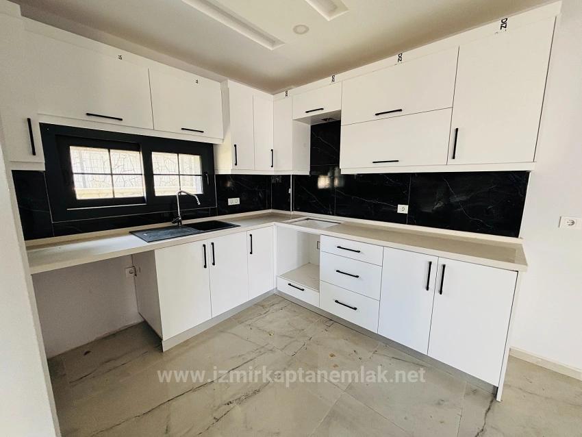 Sea View, Natural Gas Heated, 3+1 Semi-Detached Summer Villa In Akarca, Seferihisar, Izmir