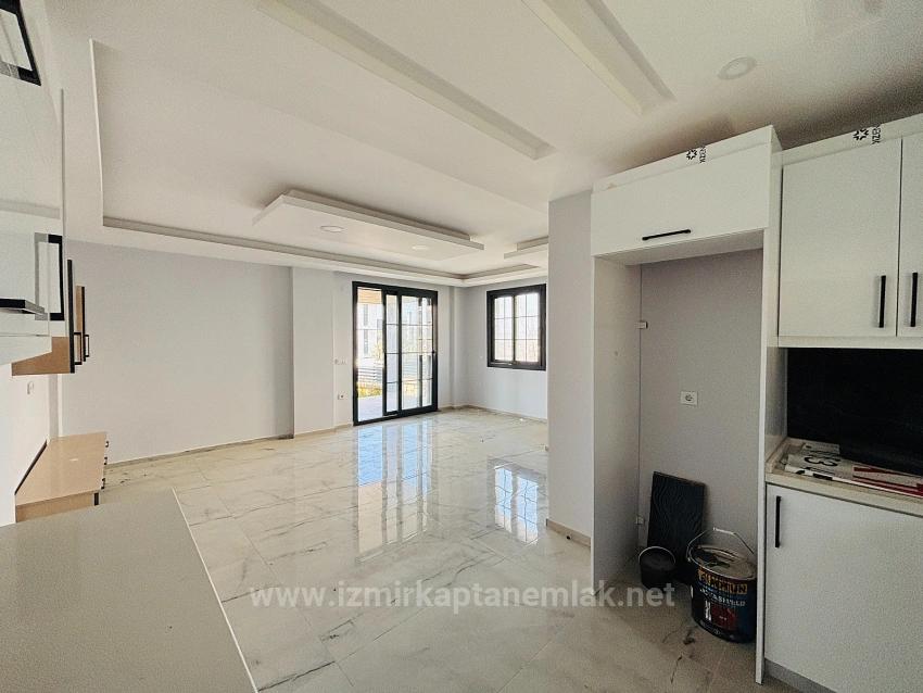 Sea View, Natural Gas Heated, 3+1 Semi-Detached Summer Villa In Akarca, Seferihisar, Izmir